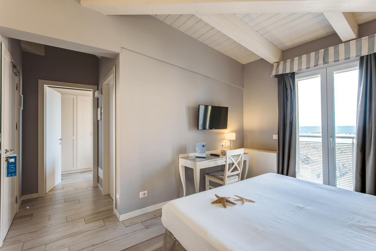 Hotel Nettuno Cesenatico Luaran gambar